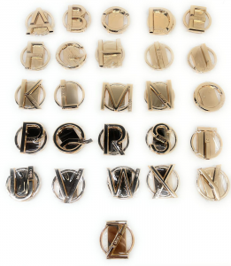 Liujo accessori placca lettere oro